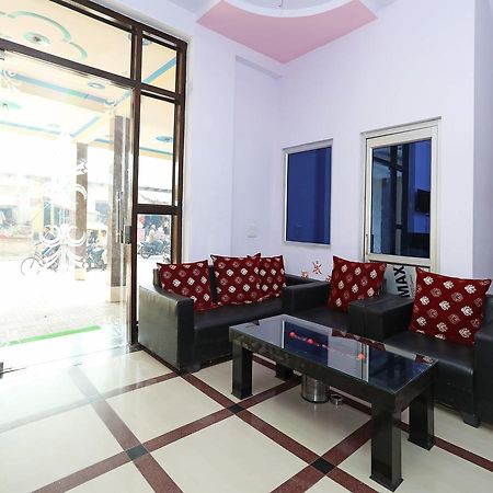 Oyo 11041 Hotel Taj Ansh Агра Экстерьер фото