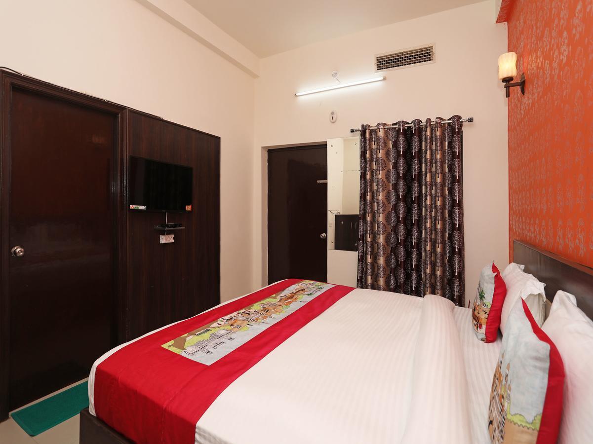 Oyo 11041 Hotel Taj Ansh Агра Экстерьер фото