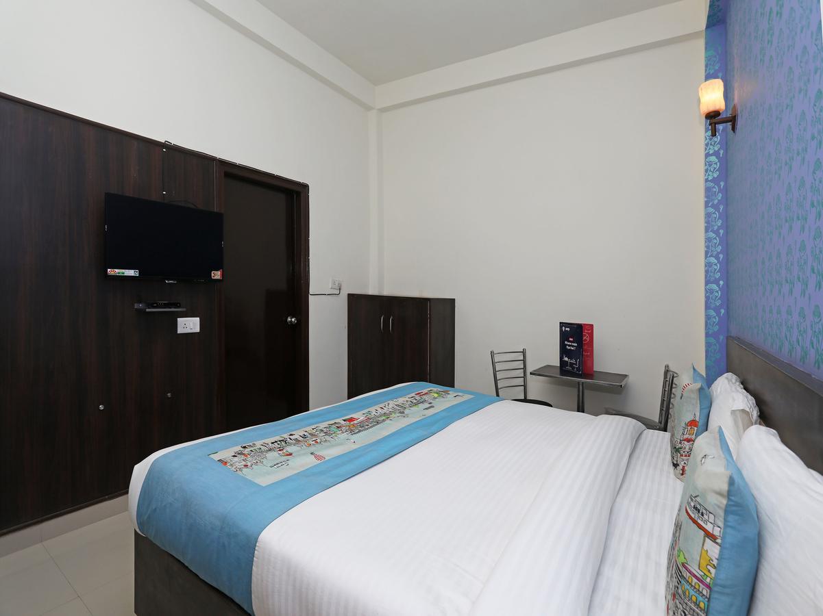 Oyo 11041 Hotel Taj Ansh Агра Экстерьер фото